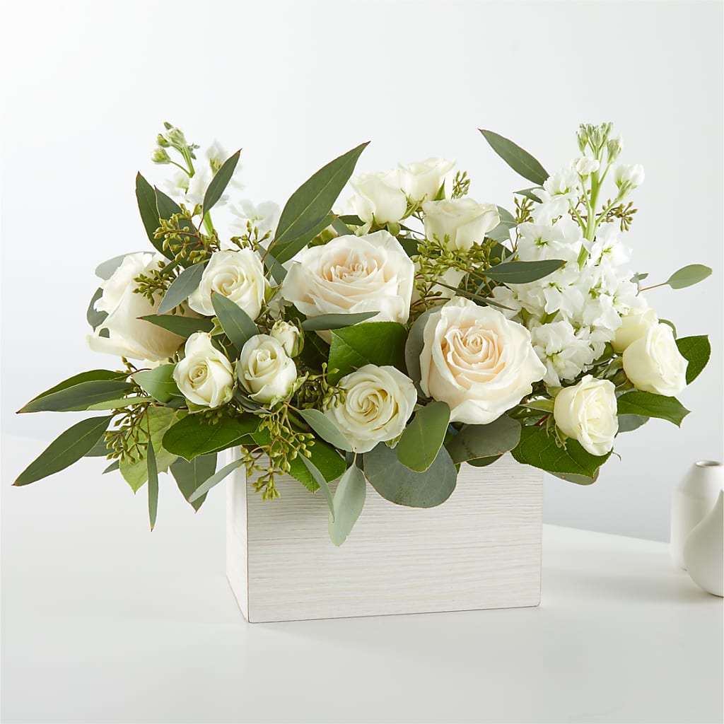 Fresh Linen Box Bouquet – Queen Ofe Florist, San Jose CA