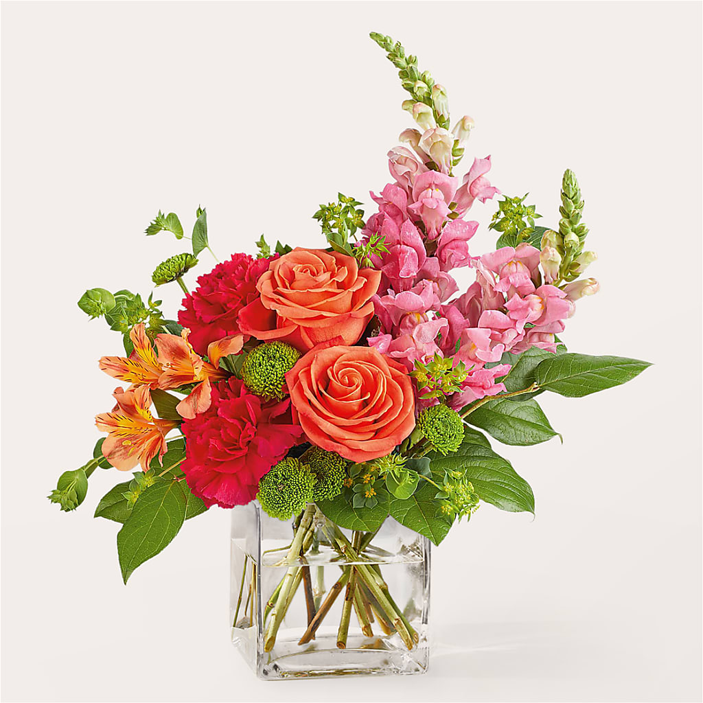 Cosmopolitan Bouquet – Queen Ofe Florist, San Jose CA