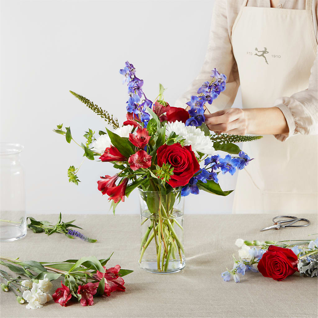 Star Spangled - A Florist Original –  Queen Ofe Florist, San Jose CA