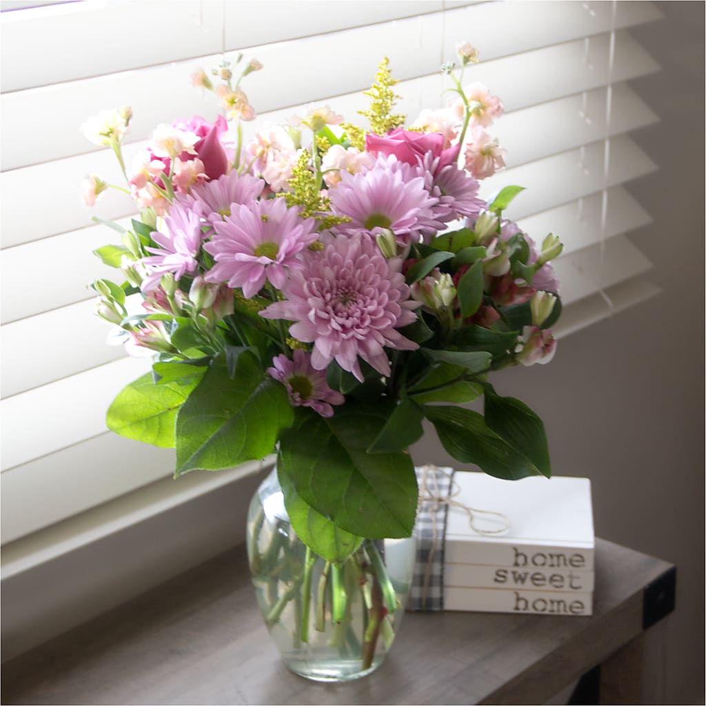 Pastel Tradition - A Florist Original –  Queen Ofe Florist, San Jose CA