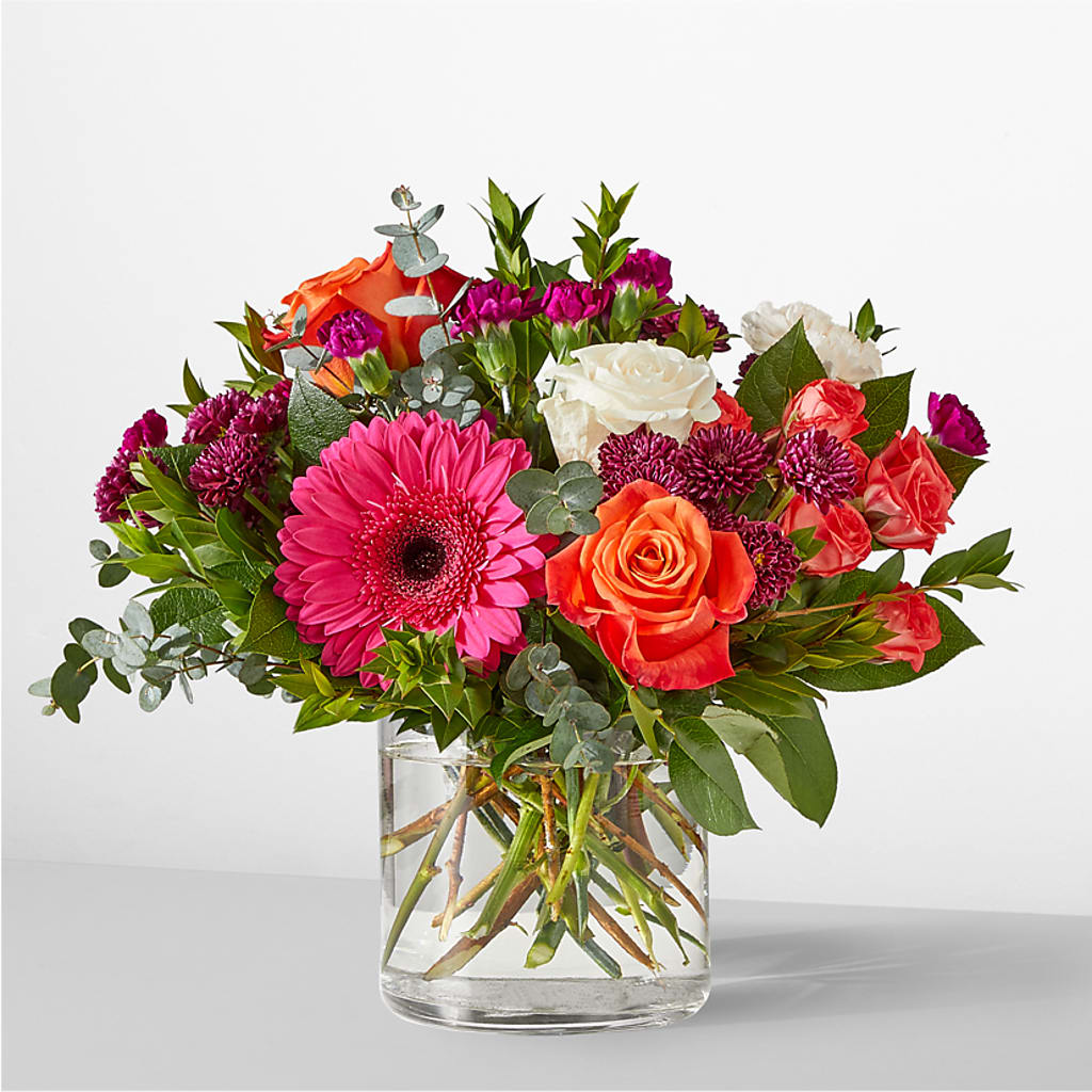 Smell the Roses Bouquet –  Queen Ofe Florist, San Jose CA
