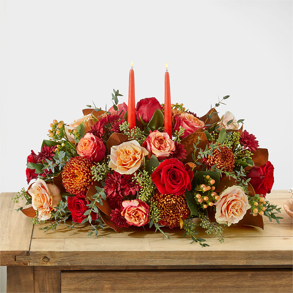 Gather Near Centerpiece –  Queen Ofe Florist, San Jose CA