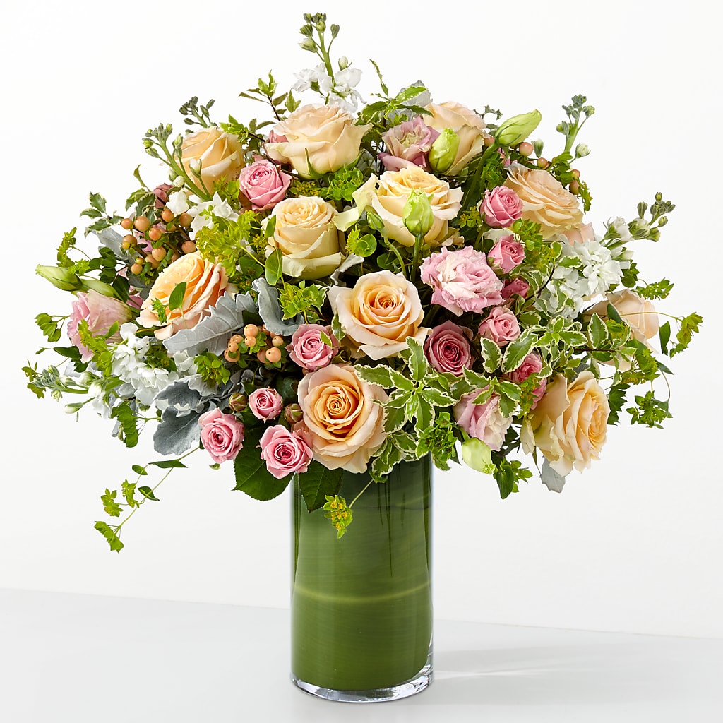 The Glamour Shot –  Queen Ofe Florist, San Jose CA